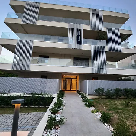 Hektor With Sea View Terrace And Garage Σπλιτ